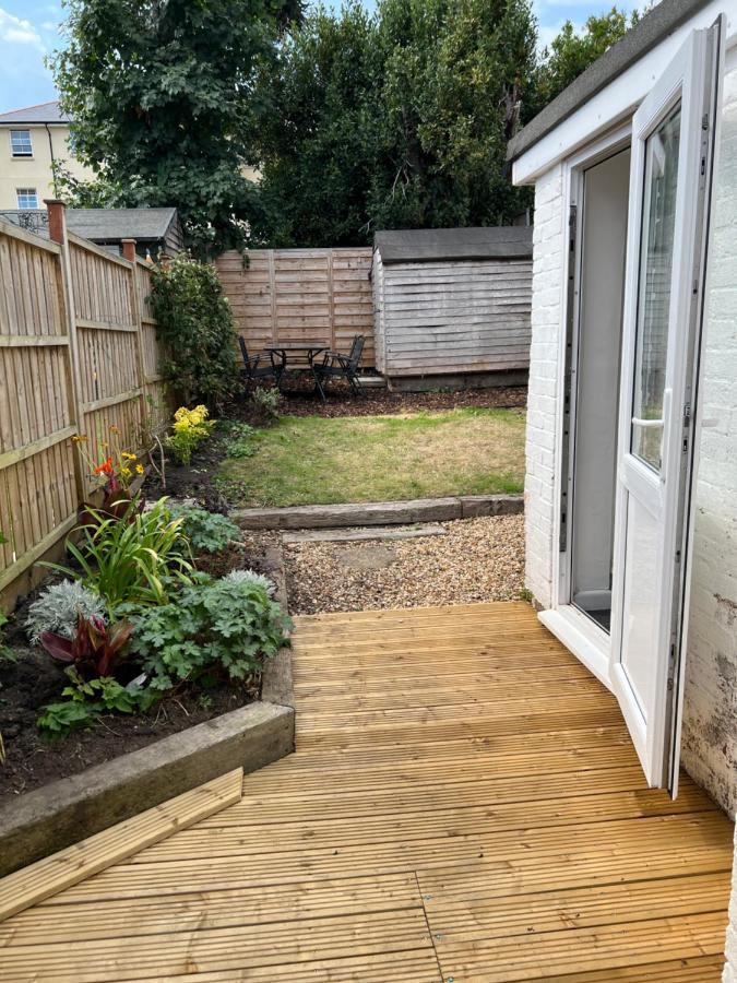 Charming House By The Sea Villa Ryde  Exterior photo